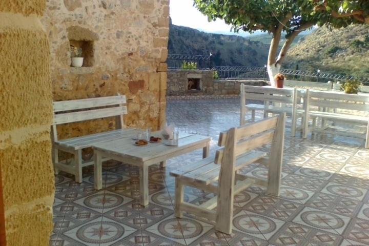 Luxurious Stone Apartment 2 Kerá Extérieur photo